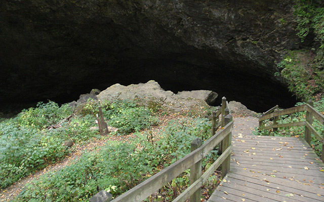 Maquoketa Caves State Park Natural Bridge