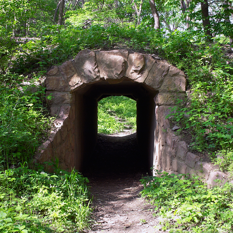 Tunnel Trail Stone State Park